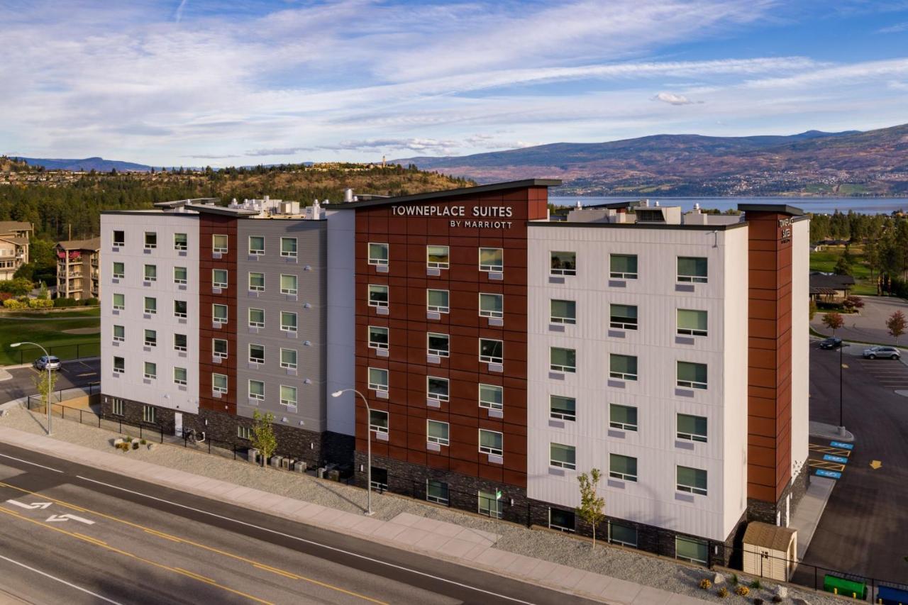 Towneplace Suites By Marriott West Kelowna Exterior photo